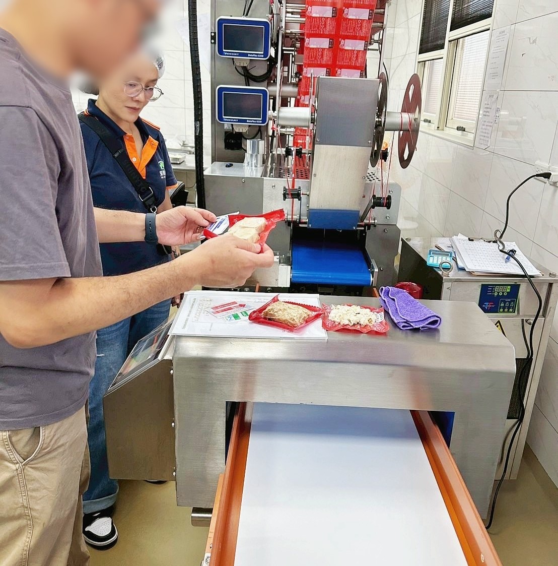 AH-3015金屬檢測機輸送通道